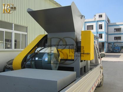 塑膠破碎機(jī)設(shè)備